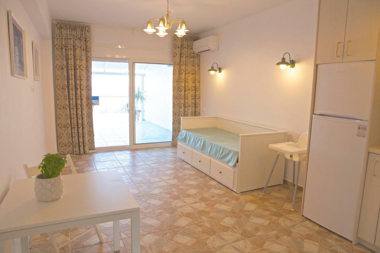 Mediterranean Sandy Beach Apartment Tolón Exteriör bild